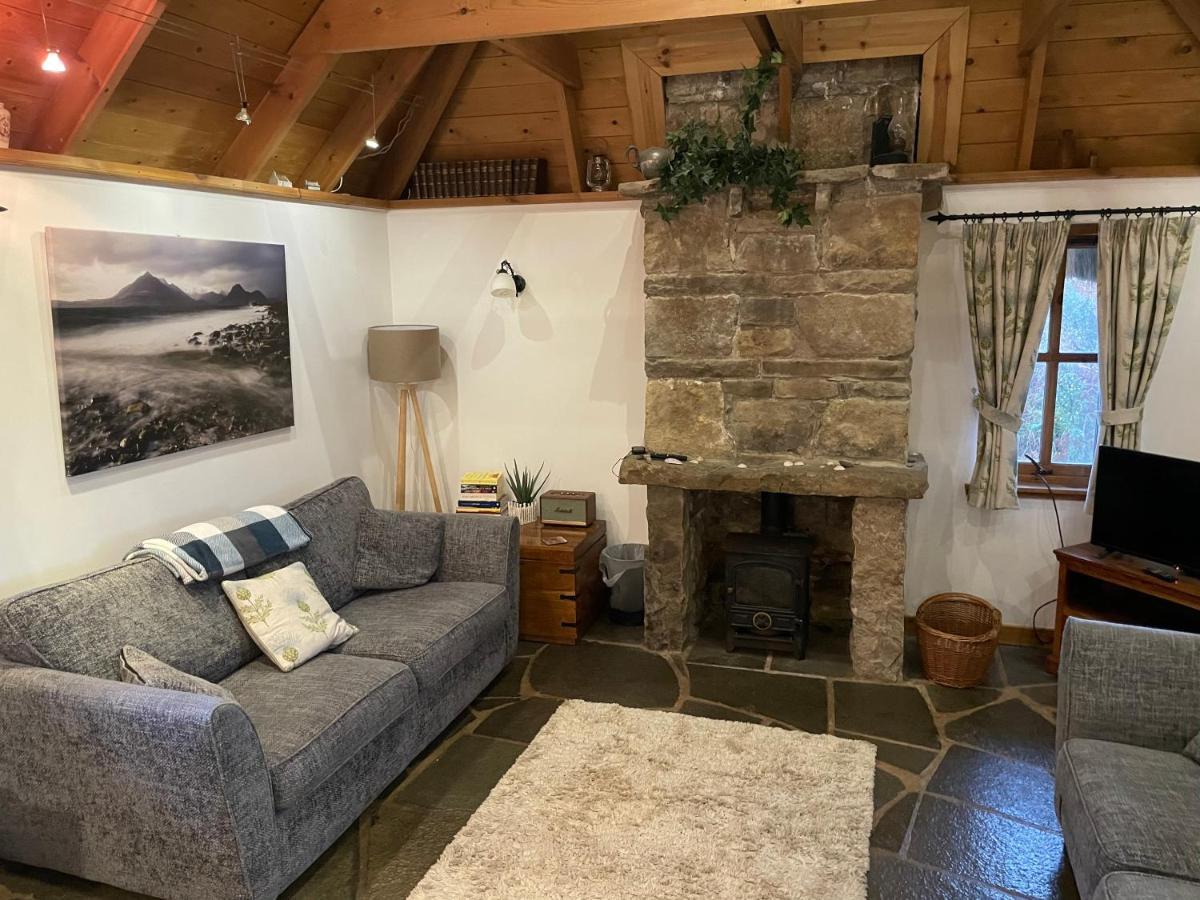 Tigh Phadraig At Marys Thatched Cottages Elgol Exteriér fotografie