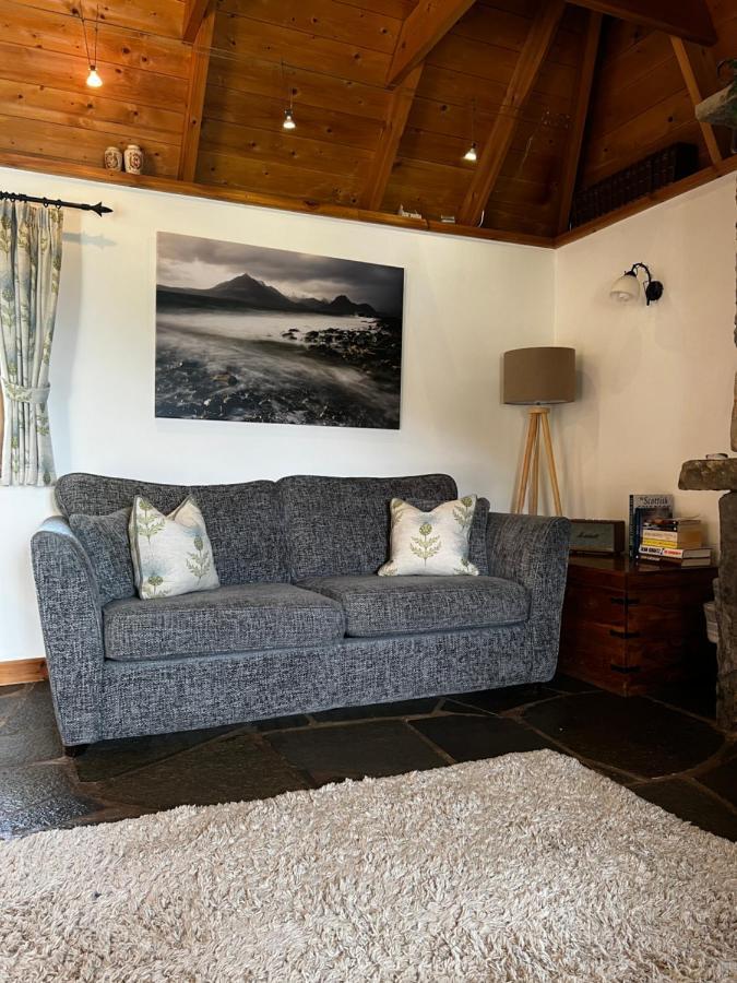 Tigh Phadraig At Marys Thatched Cottages Elgol Exteriér fotografie